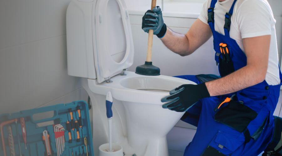 Professional septic pumping service in Reynolds, NE